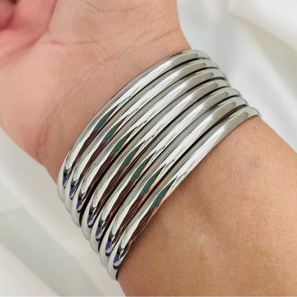 Silver Stacking Bangle, 7 Days Bangles - Picture 3 of 7